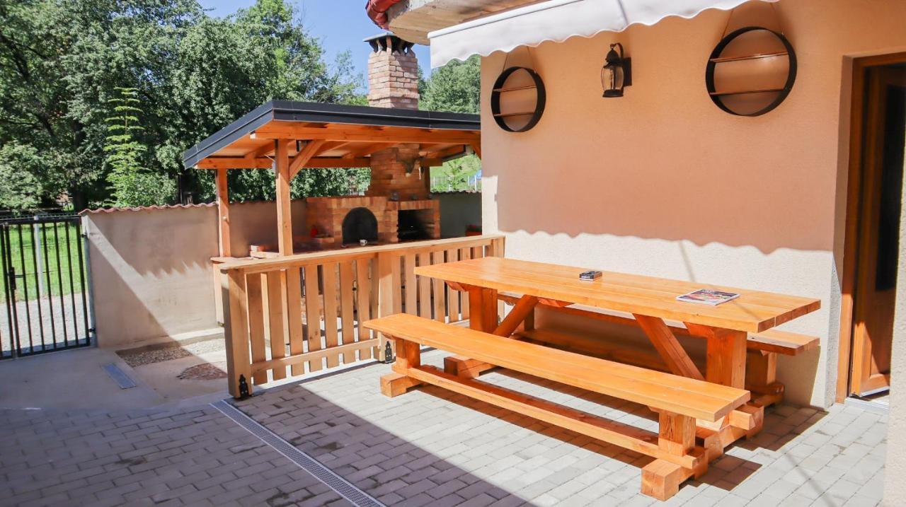 Giadda Rooms Borşa Εξωτερικό φωτογραφία
